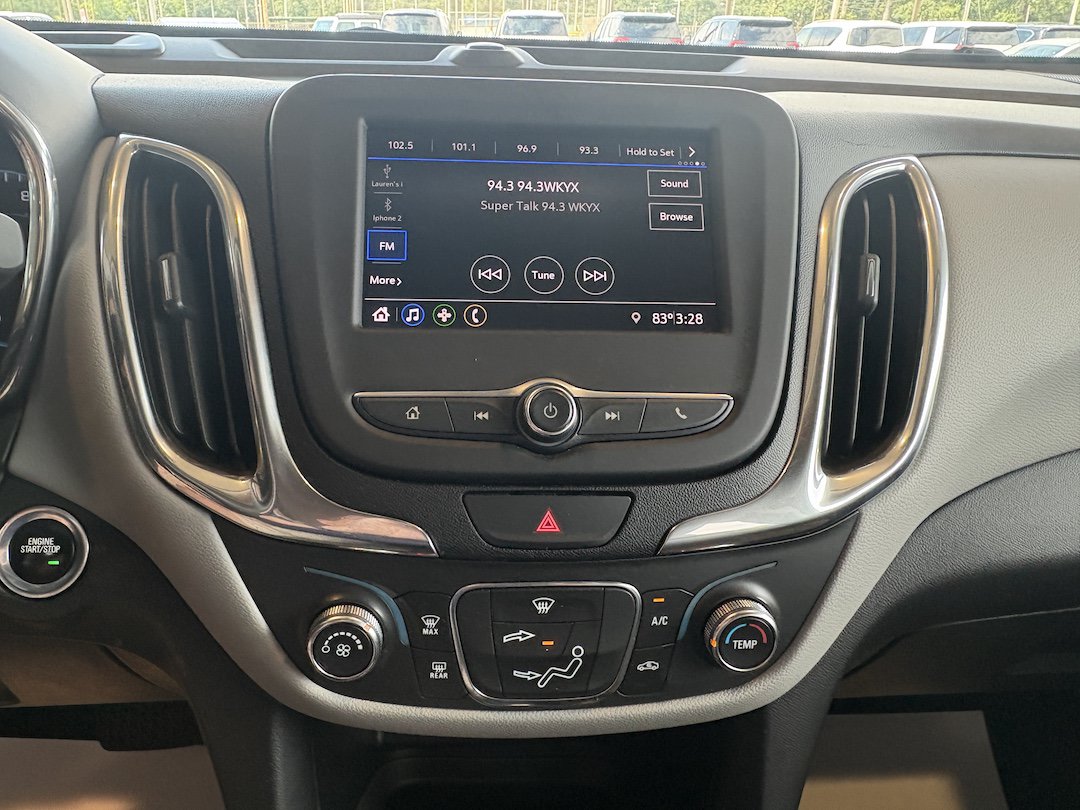 Used 2021 Chevrolet Equinox LS w/ LS Convenience Package FWD image 16