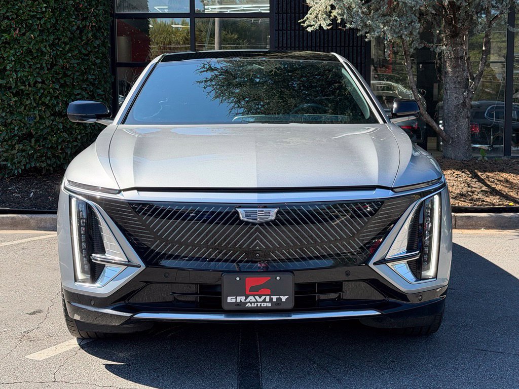 Used 2024 Cadillac Lyriq Luxury AWD/4WD image 3