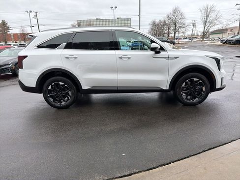 New 2026 Kia Sorento S AWD/4WD image 5