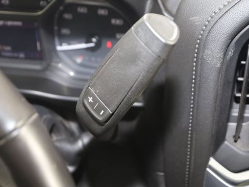 Used 2020 GMC Sierra 1500 Elevation w/ Elevation Value Package image 7