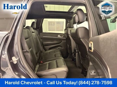 Used 2014 Jeep Grand Cherokee Limited w/ Luxury Group II AWD/4WD image 9