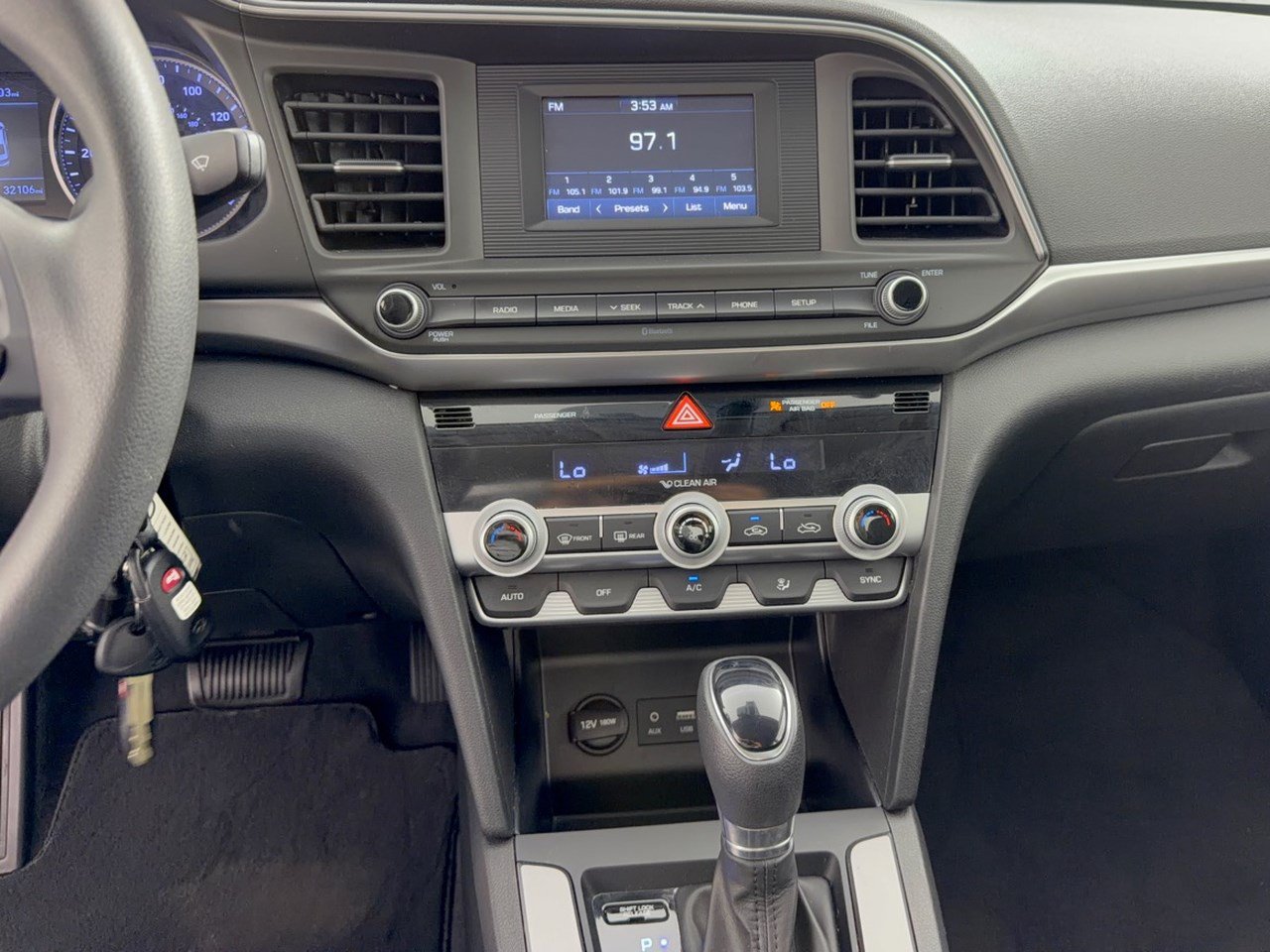 Used 2020 Hyundai Elantra SE w/ Cargo Package (C1) FWD image 22