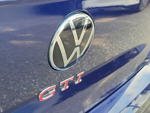 Used 2024 Volkswagen GTI SE FWD image 7
