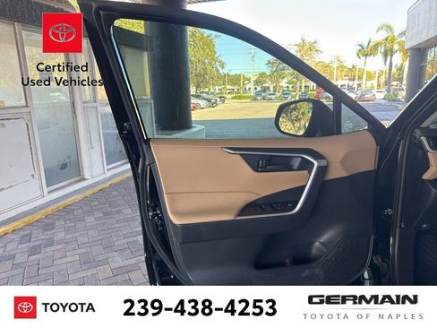 Used 2025 Toyota RAV4 LE image 18
