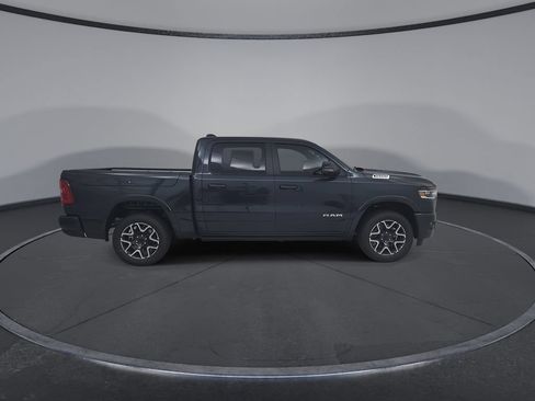 New 2026 RAM 1500 Laramie AWD/4WD image 17