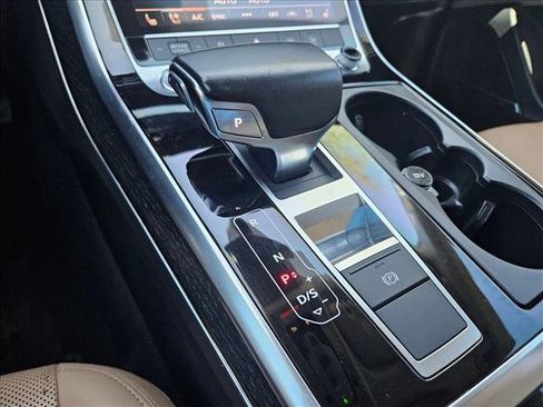 Used 2019 Audi Q8 Premium Plus AWD/4WD image 12