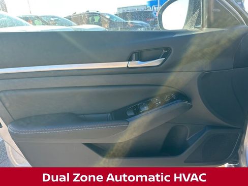 New 2025 Nissan Altima 2.5 SR w/ SR Premium Package image 14