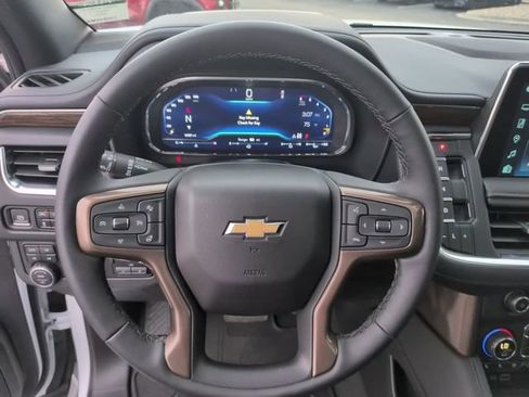 Certified 2024 Chevrolet Tahoe High Country AWD/4WD image 18