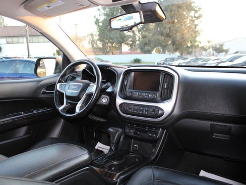 Used 2016 GMC Canyon SLT w/ Driver Alert Package image 19