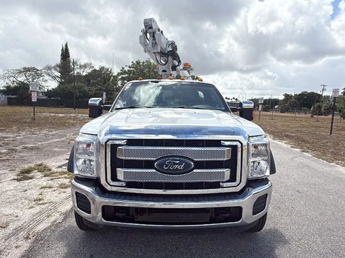 Used 2015 Ford F550 2WD Regular Cab Super Duty image 7