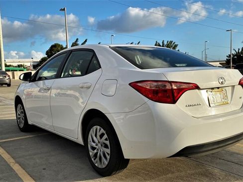 Used 2019 Toyota Corolla LE FWD image 5