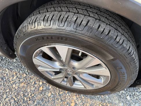 Used 2018 Nissan Murano SL AWD/4WD image 12
