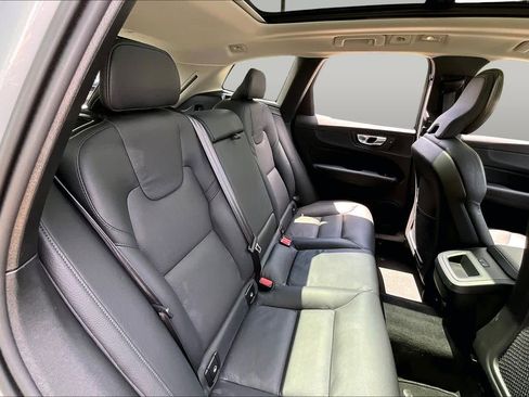 Used 2025 Volvo XC60 B5 Plus AWD/4WD image 21