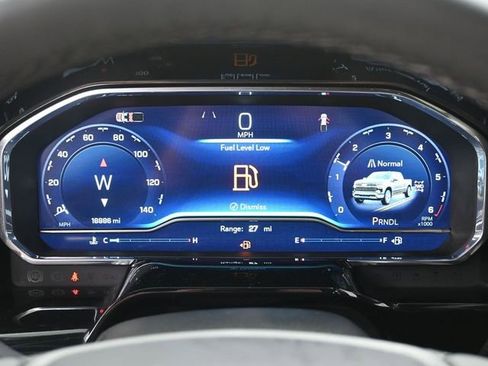 Used 2024 Chevrolet Silverado 1500 LT image 26