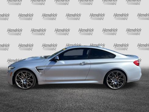 Used 2018 BMW M4 Coupe RWD image 7