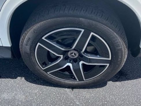 Certified 2026 Mercedes-Benz GLC 300 image 4