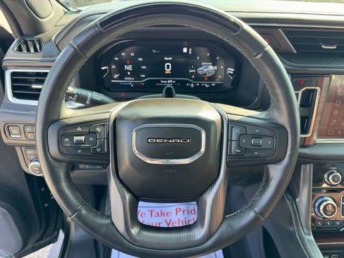 Used 2023 GMC Yukon XL Denali Ultimate AWD/4WD image 19