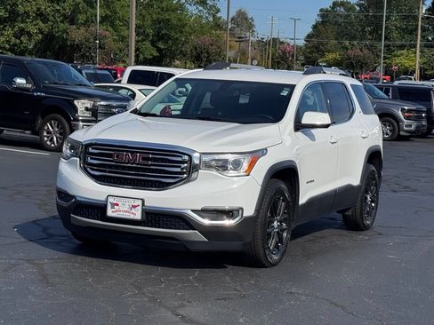 Used 2019 GMC Acadia SLT AWD/4WD image 2