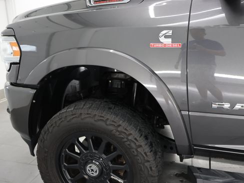Used 2022 RAM 2500 Laramie AWD/4WD image 35