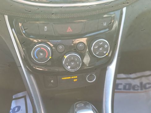 Used 2018 Chevrolet Trax Premier w/ LPO, Cargo Package image 22