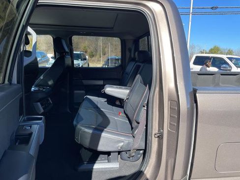 Certified 2023 Ford F450 Lariat w/ Lariat Ultimate Package image 5