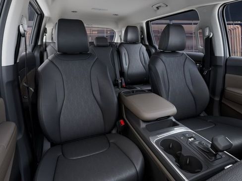 New 2026 Kia Carnival FWD image 15
