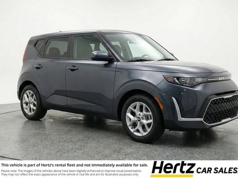 Used 2025 Kia Soul LX w/ LX Technology Package image 1