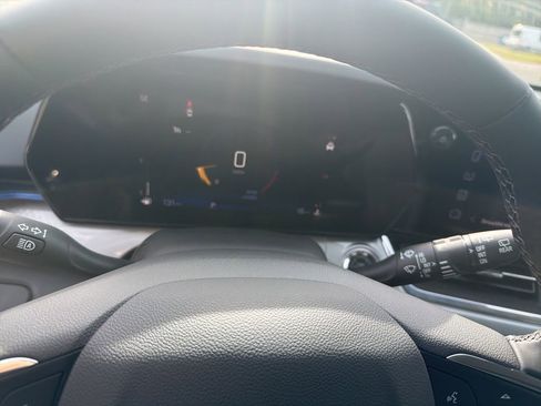 New 2026 Chevrolet Trax LT w/ LT Convenience Package image 20