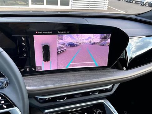 Used 2025 Audi Q5 Premium w/ Convenience Package image 14