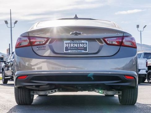 Used 2020 Chevrolet Malibu LT image 34