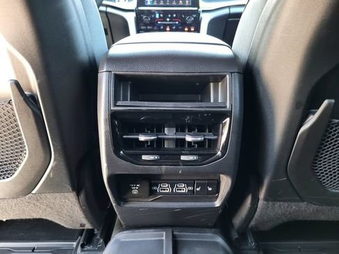 Used 2022 Jeep Grand Cherokee Trailhawk AWD/4WD image 24
