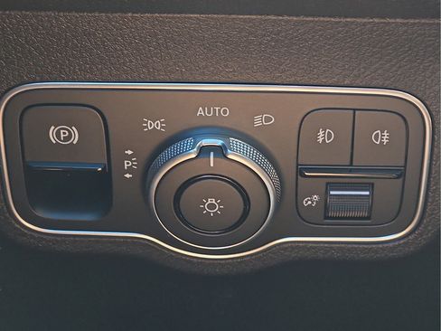 New 2026 Mercedes-Benz GLB 250 image 20