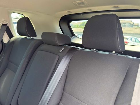 Used 2024 Nissan Rogue S FWD image 27