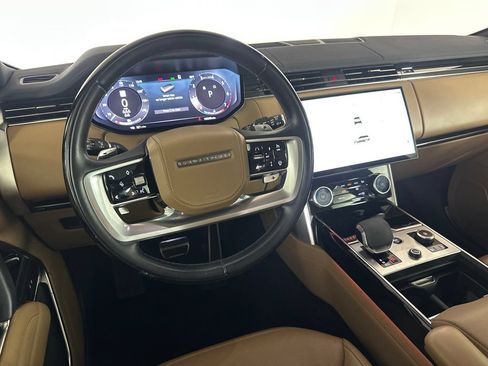 Used 2023 Land Rover Range Rover Long Wheelbase SE AWD/4WD image 23