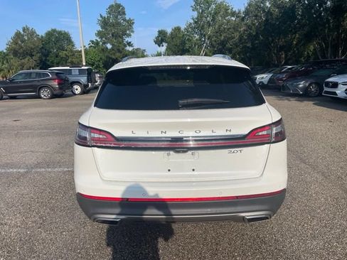 Used 2020 Lincoln Nautilus FWD w/ Equipment Group 101A image 3
