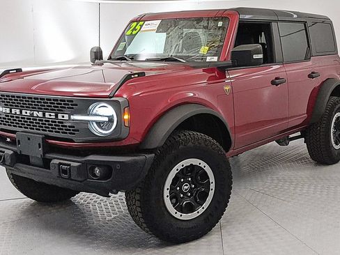 Certified 2025 Ford Bronco Badlands AWD/4WD image 6