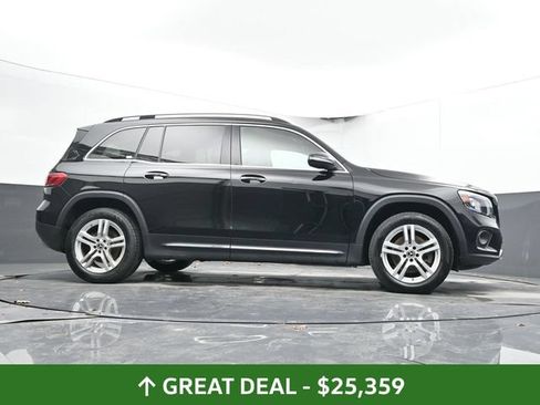 Used 2023 Mercedes-Benz GLB 250 4MATIC image 47