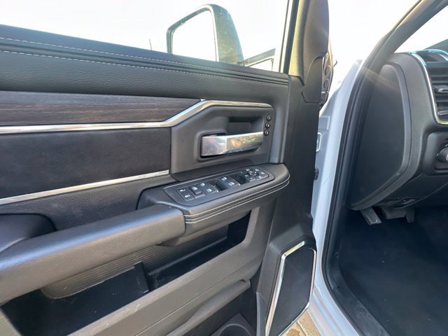 Used 2026 RAM 2500 Laramie AWD/4WD image 19