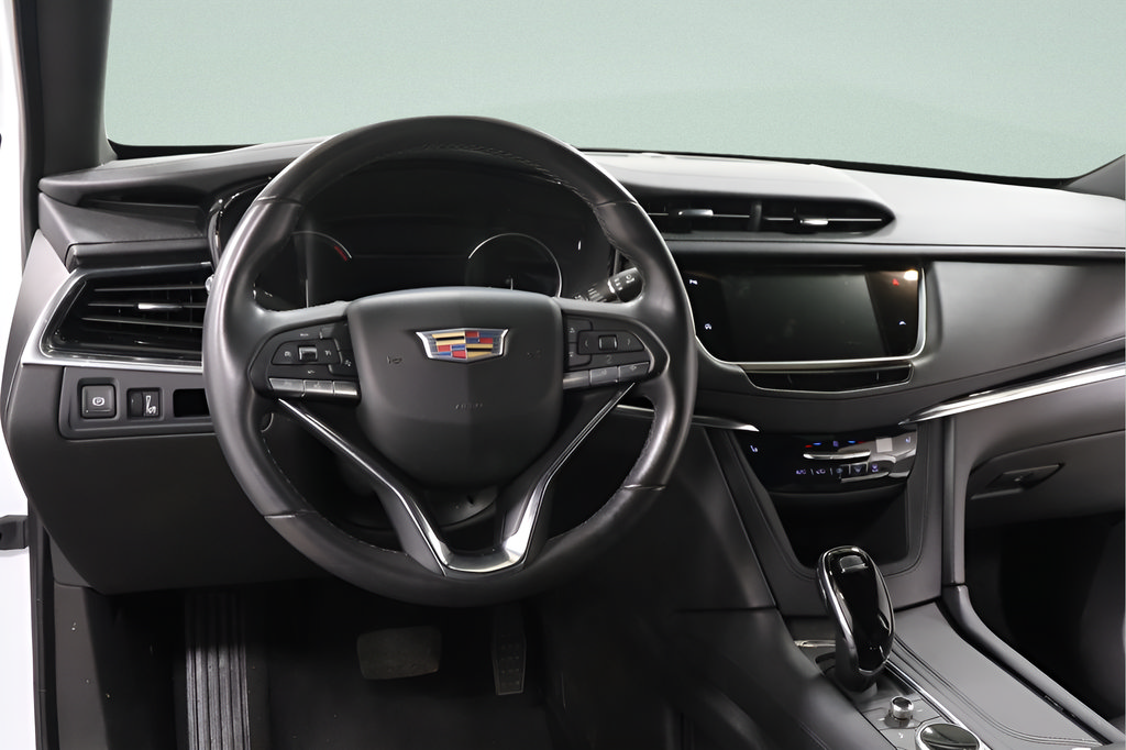 Used 2024 Cadillac XT6 Luxury w/ LPO, Floor Liner Package AWD/4WD image 9