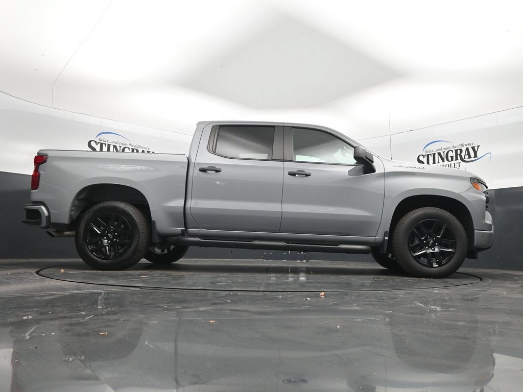 Certified 2025 Chevrolet Silverado 1500 Custom RWD image 33