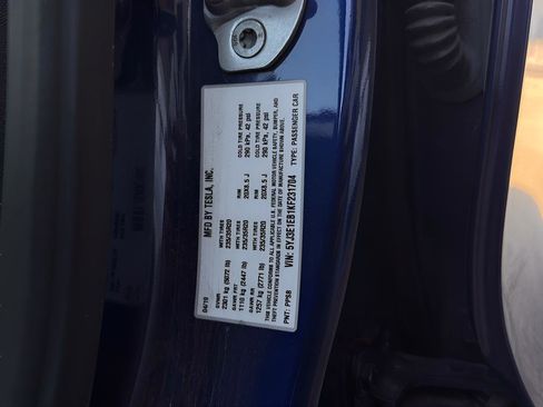 Used 2019 Tesla Model 3 Performance image 22