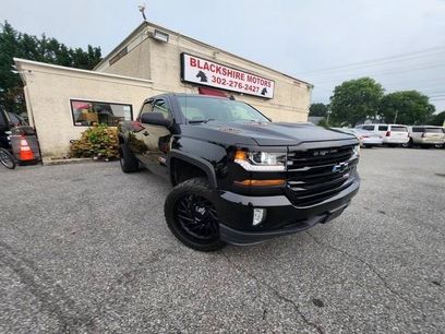 Used 2017 Chevrolet Silverado 1500 LT w/ Midnight Edition