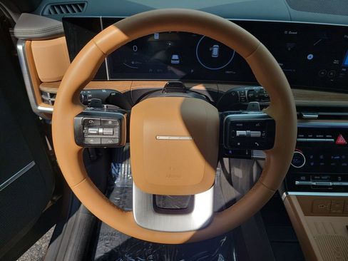 Used 2024 Hyundai Santa Fe Limited FWD image 23