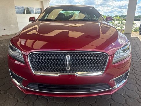 Used 2019 Lincoln MKZ Reserve w/ Reserve Plus Package FWD image 2