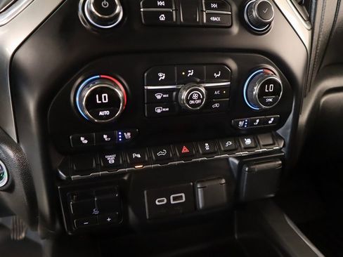 Used 2020 Chevrolet Silverado 2500 LTZ w/ LTZ Texas Edition image 7