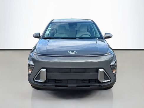 New 2026 Hyundai Kona SE image 2