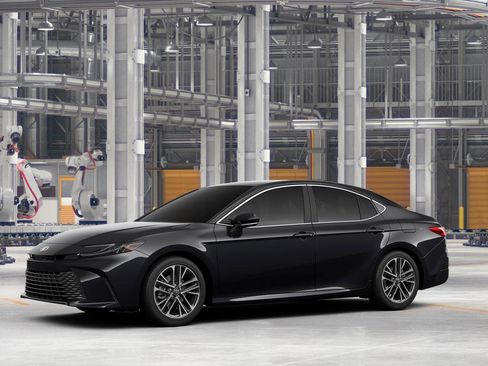 New 2026 Toyota Camry XLE FWD image 2
