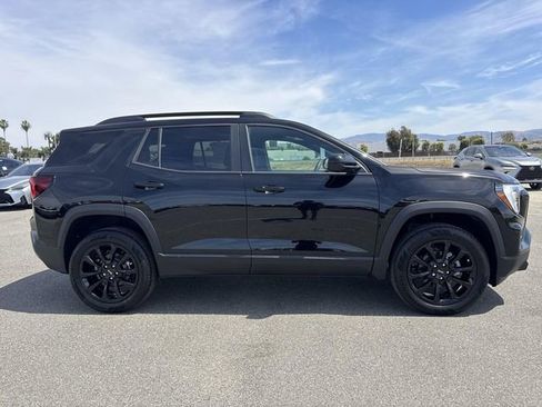 New 2026 GMC Terrain Elevation w/ Black Edition FWD image 3