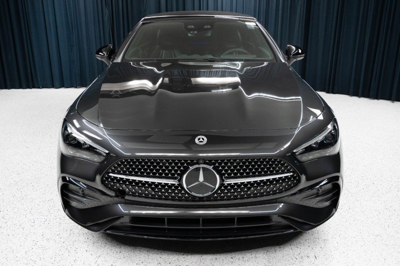 New 2027 Mercedes-Benz CLE 450 4MATIC Cabriolet image 2