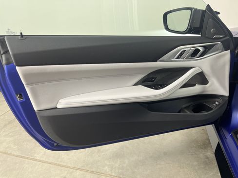 Used 2022 BMW M4 xDrive Competition w/ M Driver's Package image 17